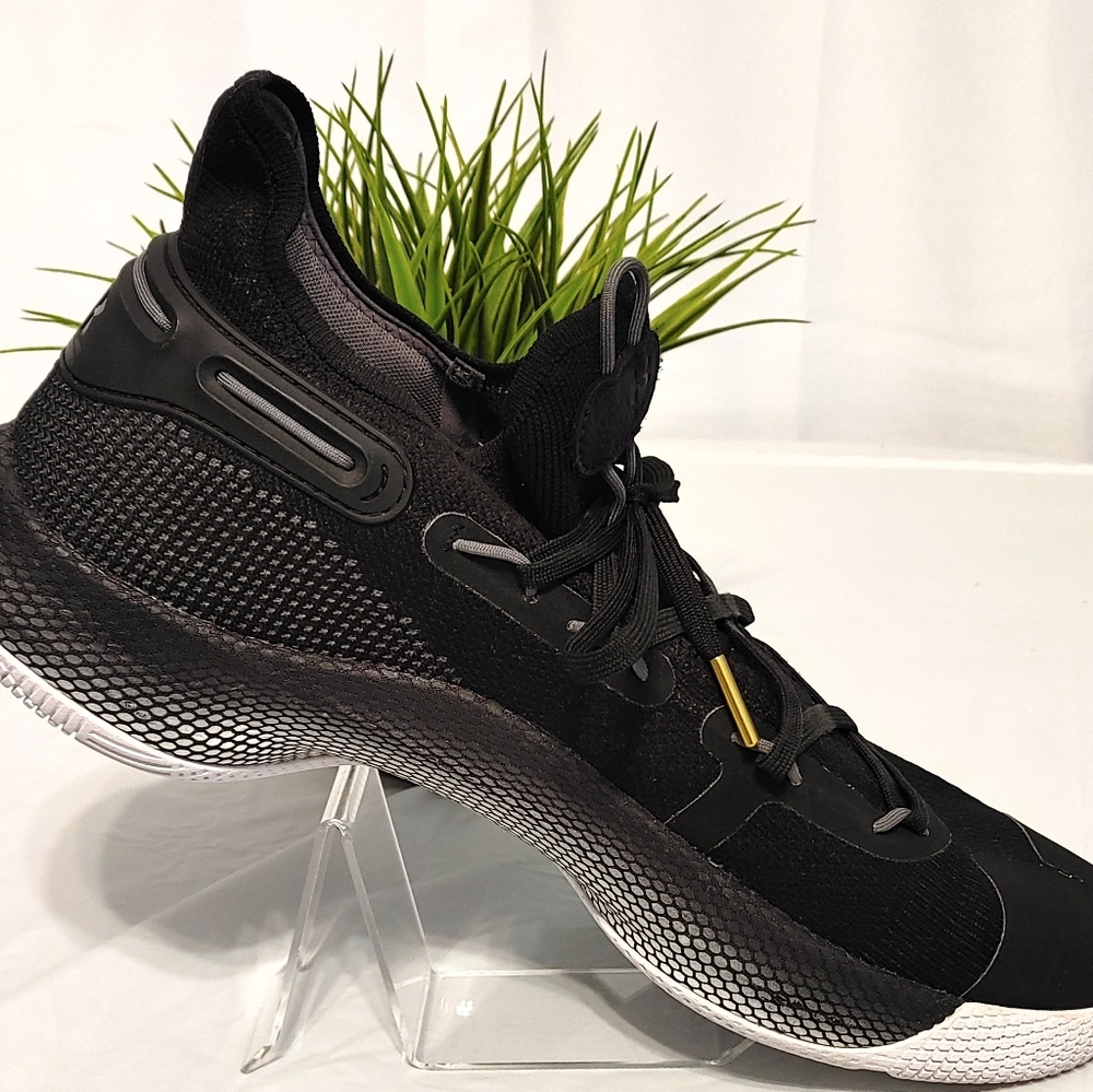 Under Armour Curry 6 - Picture 4 of 8